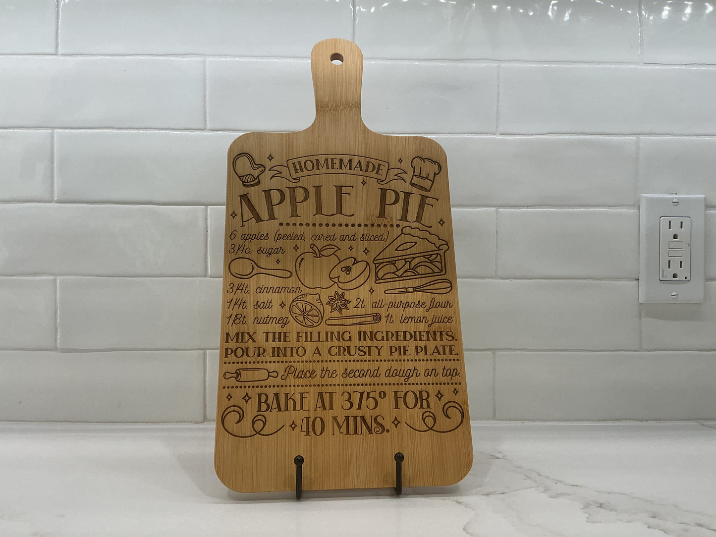 Apple pie recipe cutting board